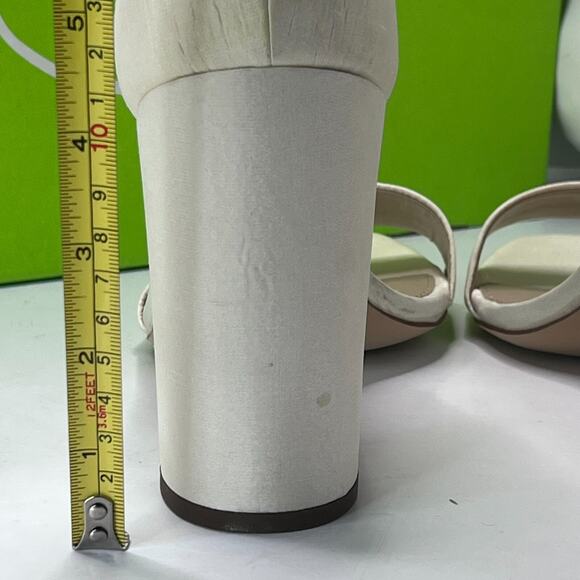 Sam Edelman Yaro Pearl/Ivory Satin Ankle Strap Block Heel Sandals Women's US 10W - Picture 7 of 13